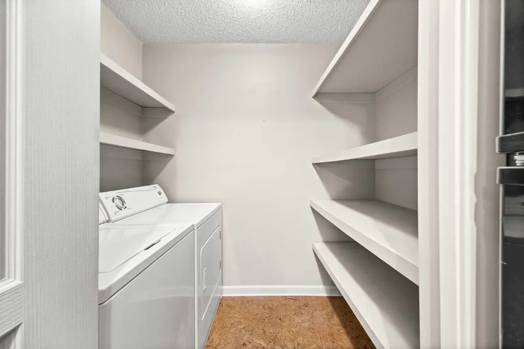 6400 Coach Hill Road SW Calgary AB T3H 1B8