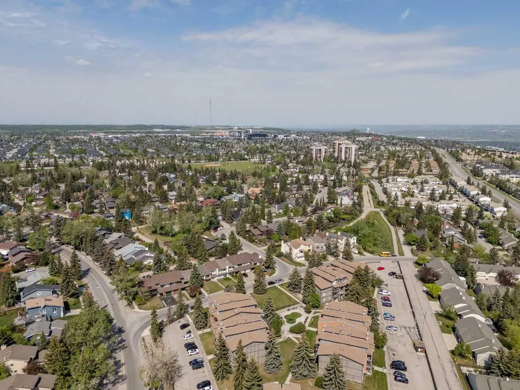 6400 Coach Hill Road SW Calgary AB T3H 1B8