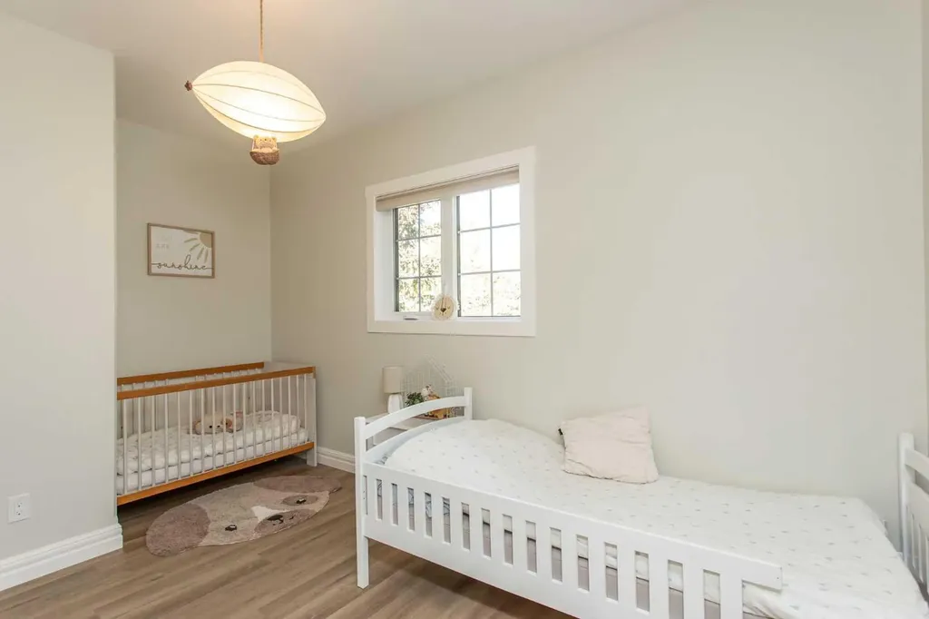 122 Oliver Avenue Gull Lake AB T4L 2N1