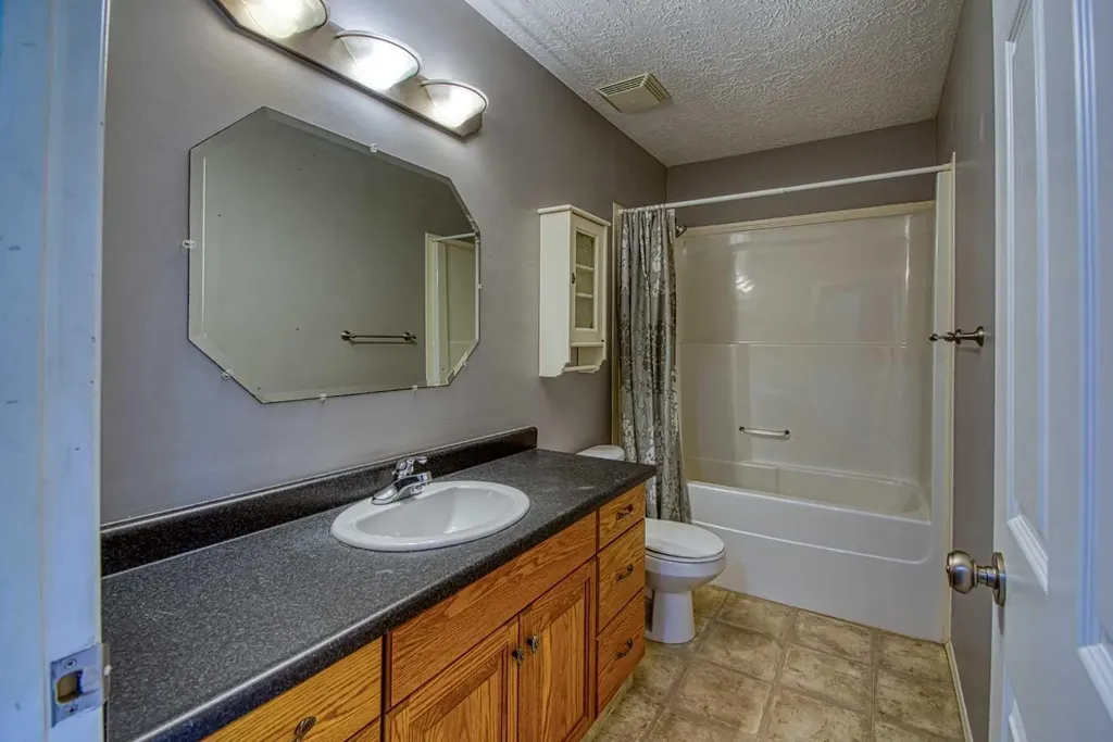 10312B 103 Street Hythe AB T0H 2C0