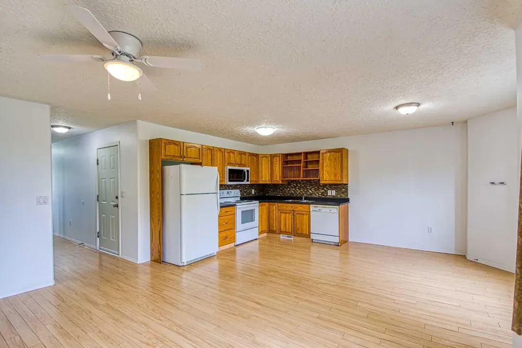 10312B 103 Street Hythe AB T0H 2C0