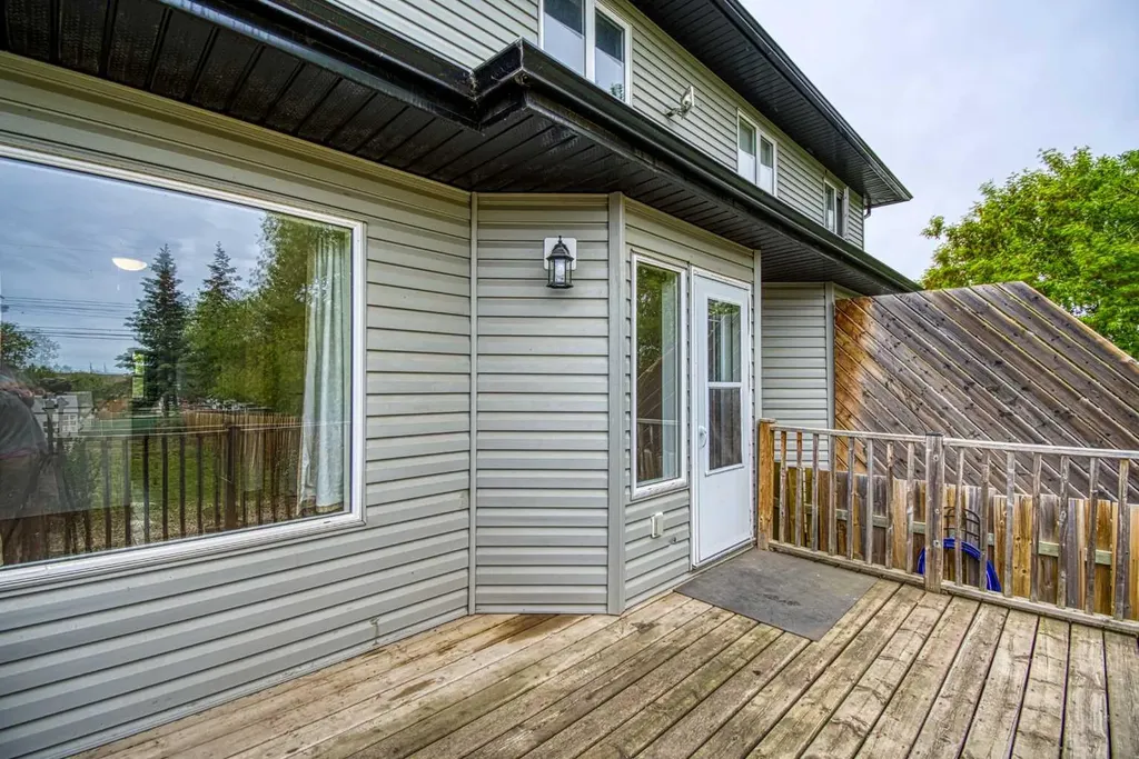 10312B 103 Street Hythe AB T0H 2C0