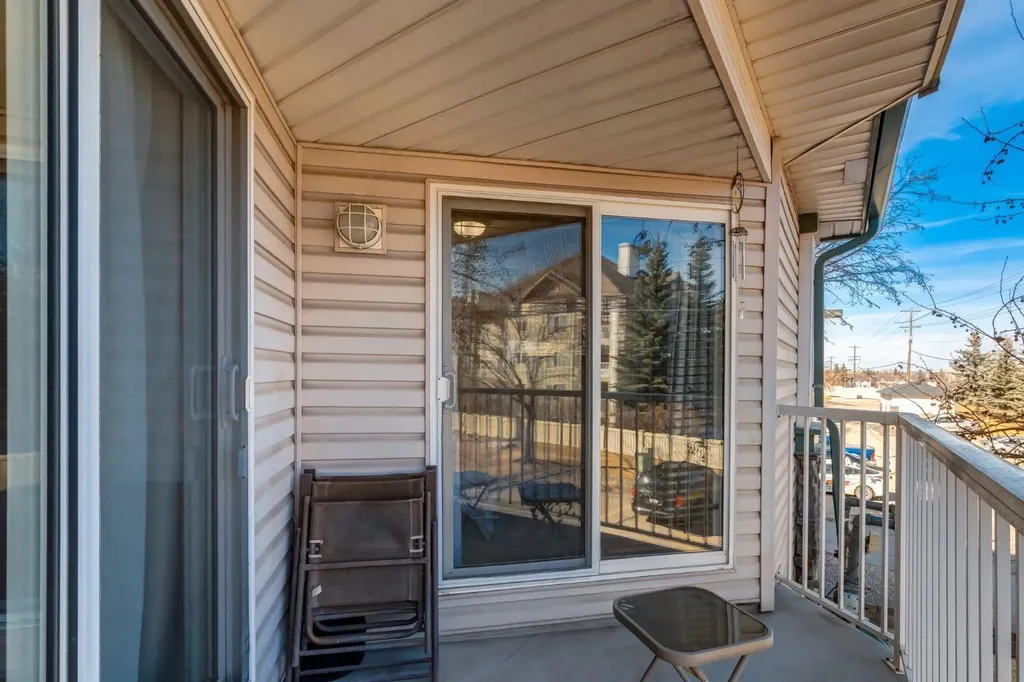11 Somervale View SW Calgary AB T2Y 4A9