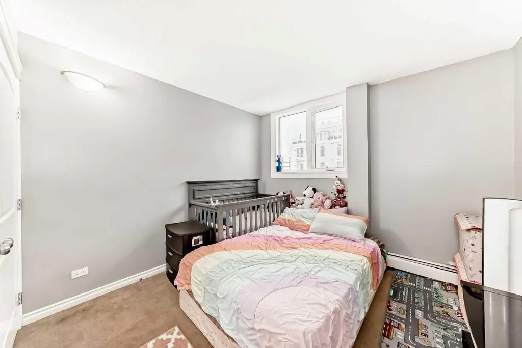 1312 13 Avenue SW Calgary AB T3C0T3