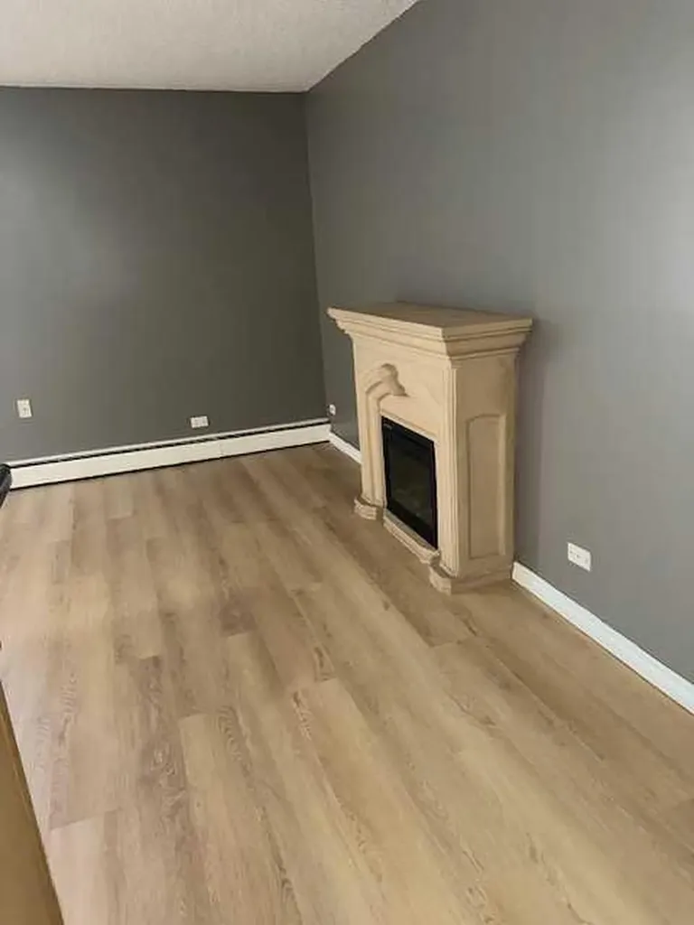 1312 13 Avenue SW Calgary AB T3C0T3