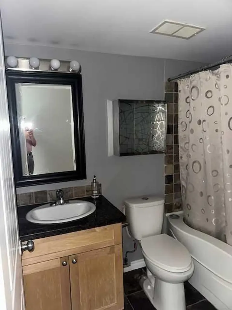 1312 13 Avenue SW Calgary AB T3C0T3
