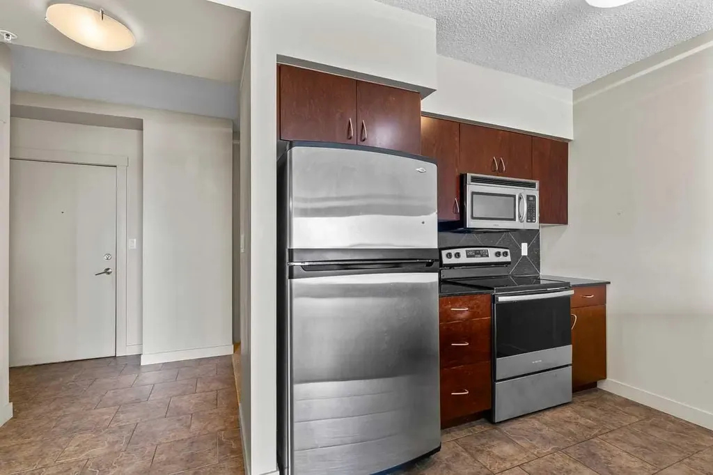 8710 Horton Road SW Calgary AB T2V 0P7