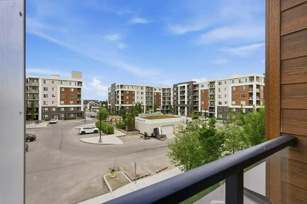 4641 128 Avenue NE Calgary AB T3N 1T4