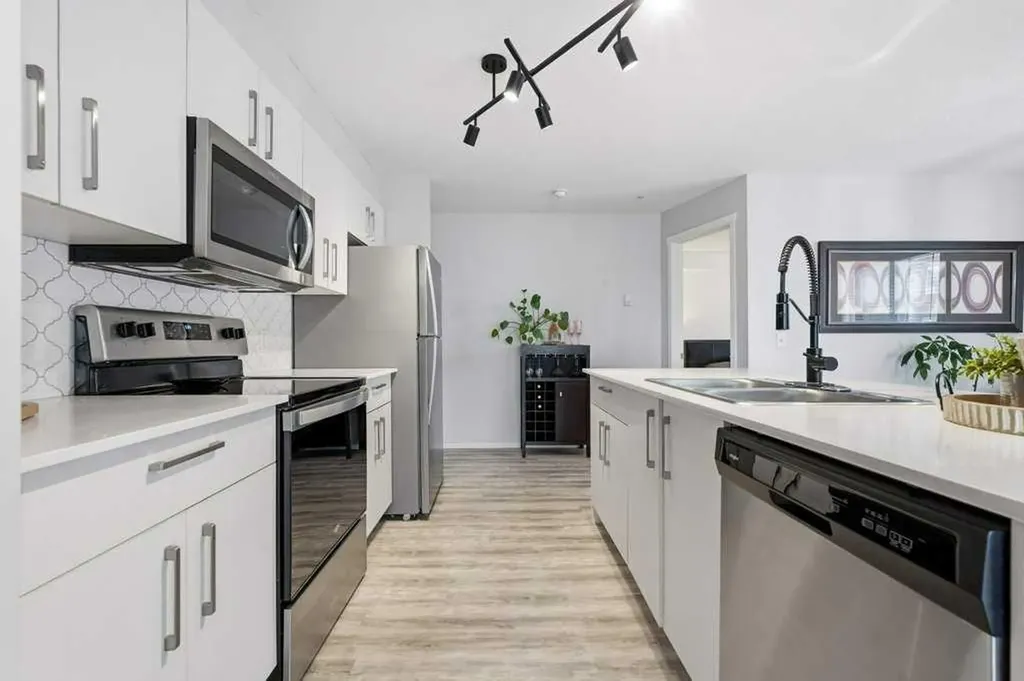 4641 128 Avenue NE Calgary AB T3N 1T4