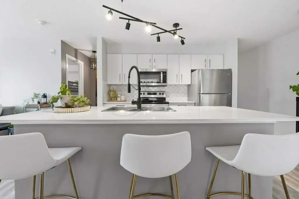 4641 128 Avenue NE Calgary AB T3N 1T4