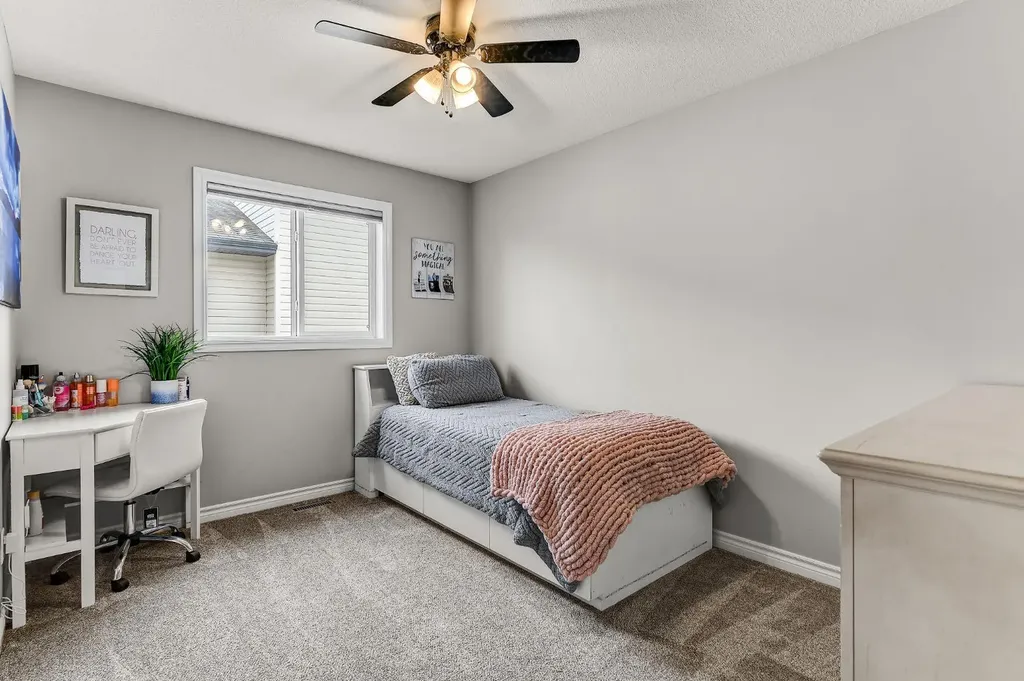 7625 114 Street Grande Prairie AB T8W 2T7