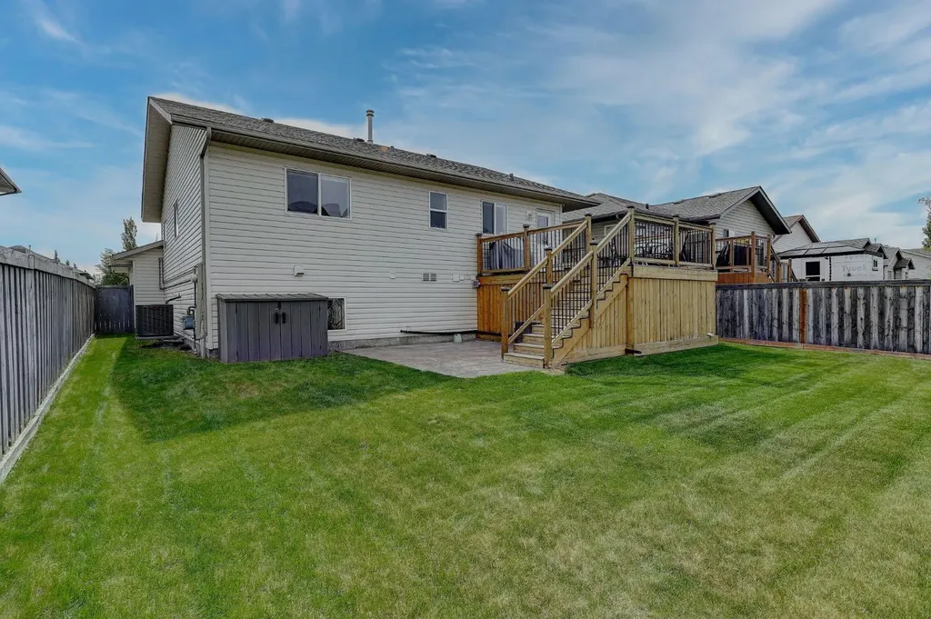 7625 114 Street Grande Prairie AB T8W 2T7