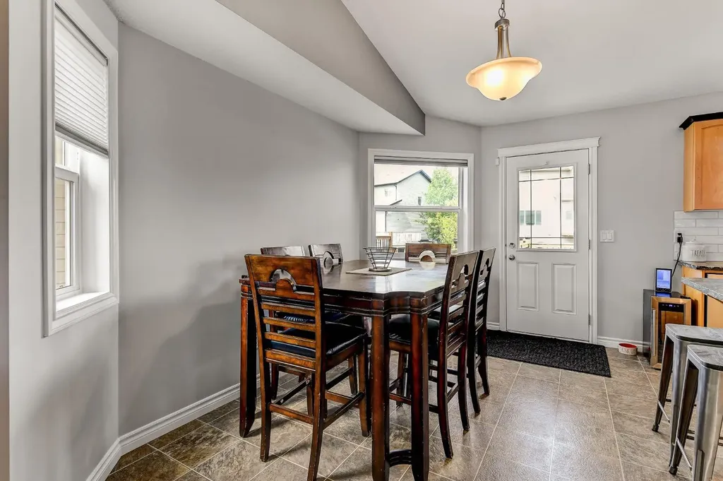 7625 114 Street Grande Prairie AB T8W 2T7