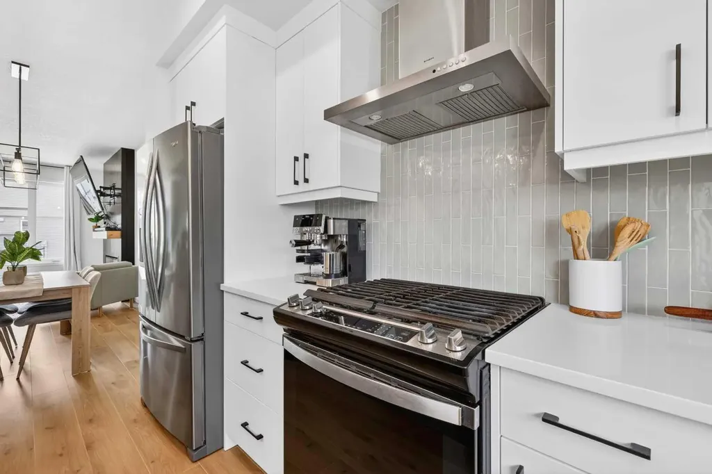 14 Wolf Creek Rise SE Calgary AB T2X 4Y9