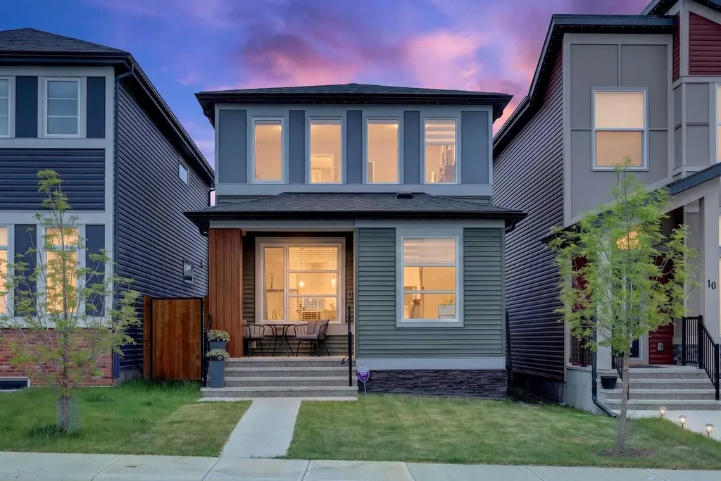 14 Wolf Creek Rise SE Calgary AB T2X 4Y9