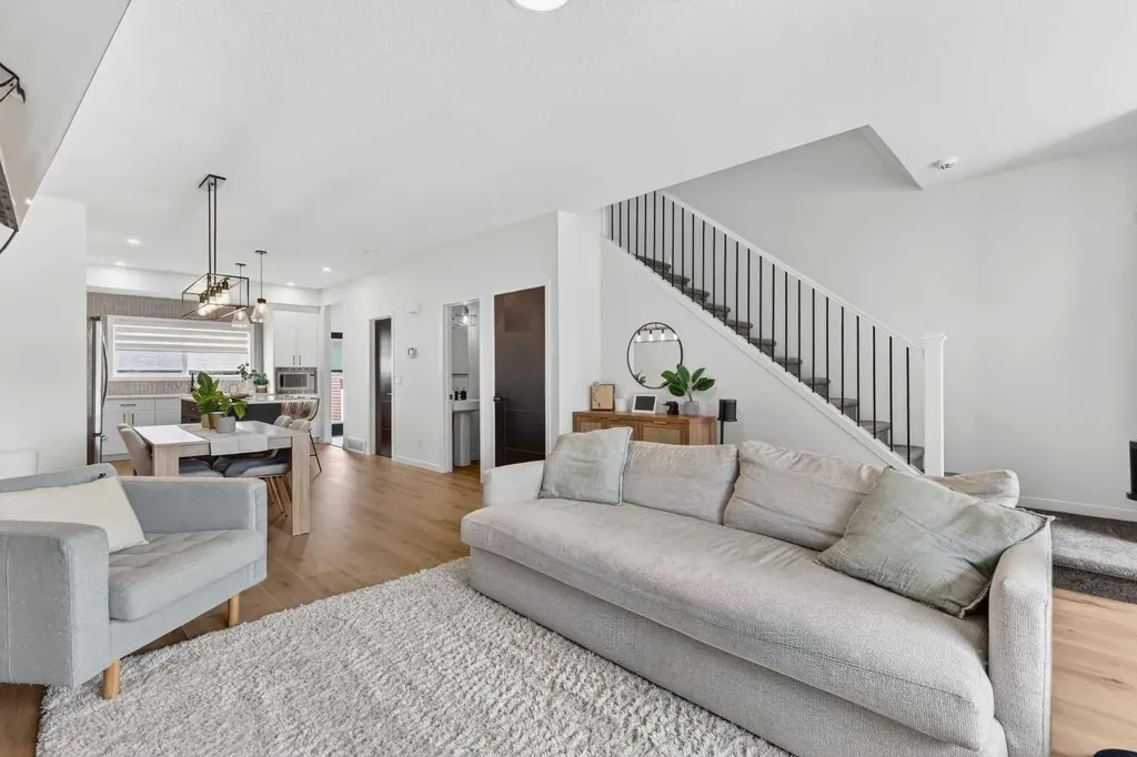 14 Wolf Creek Rise SE Calgary AB T2X 4Y9