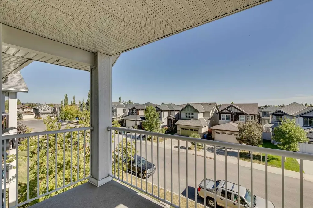 7301 Valleyview Park SE Calgary AB T2B 3R6