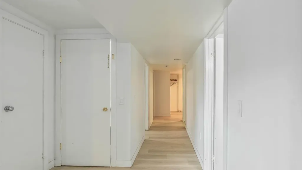 172 Pinewind Road NE Calgary AB T1y2g9