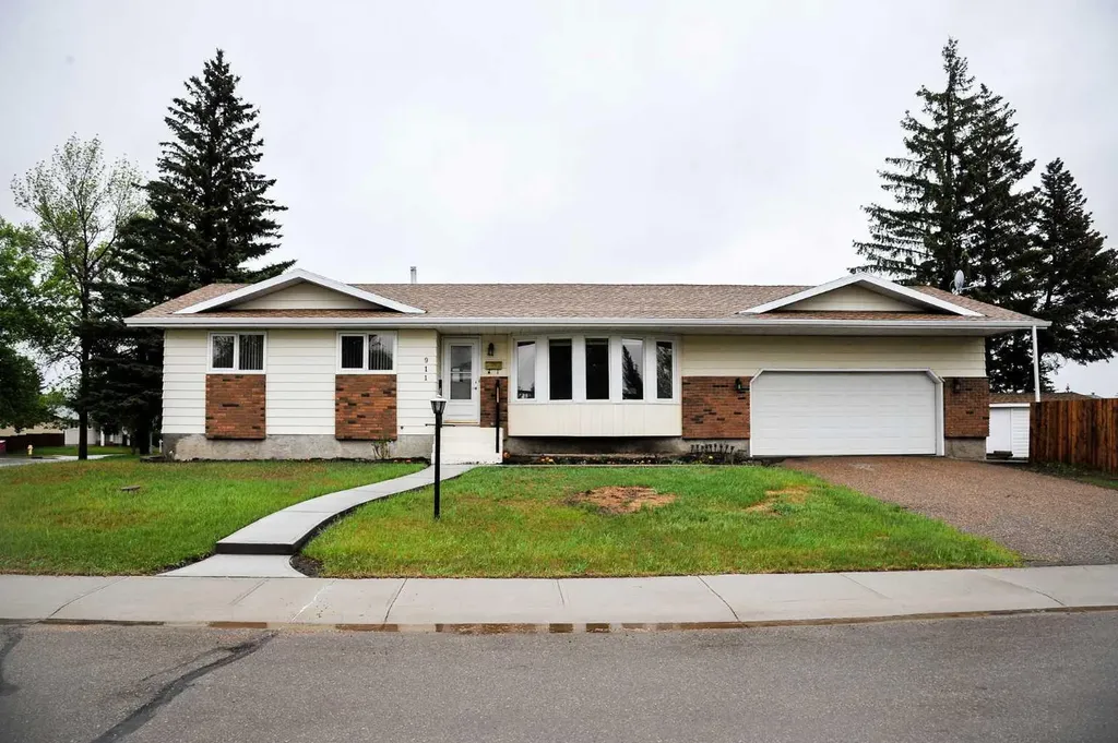 3911 57 Street Camrose AB T4V 3H6