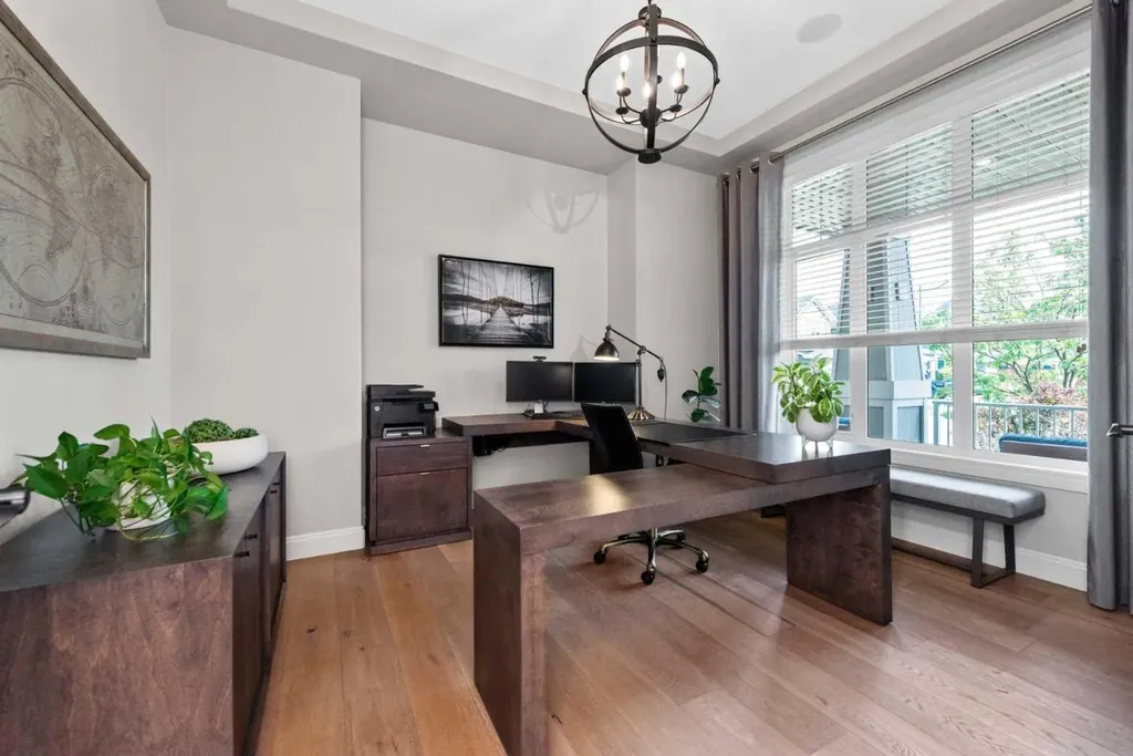 120 Elgin Estates View SE Calgary AB T2Z 0N7