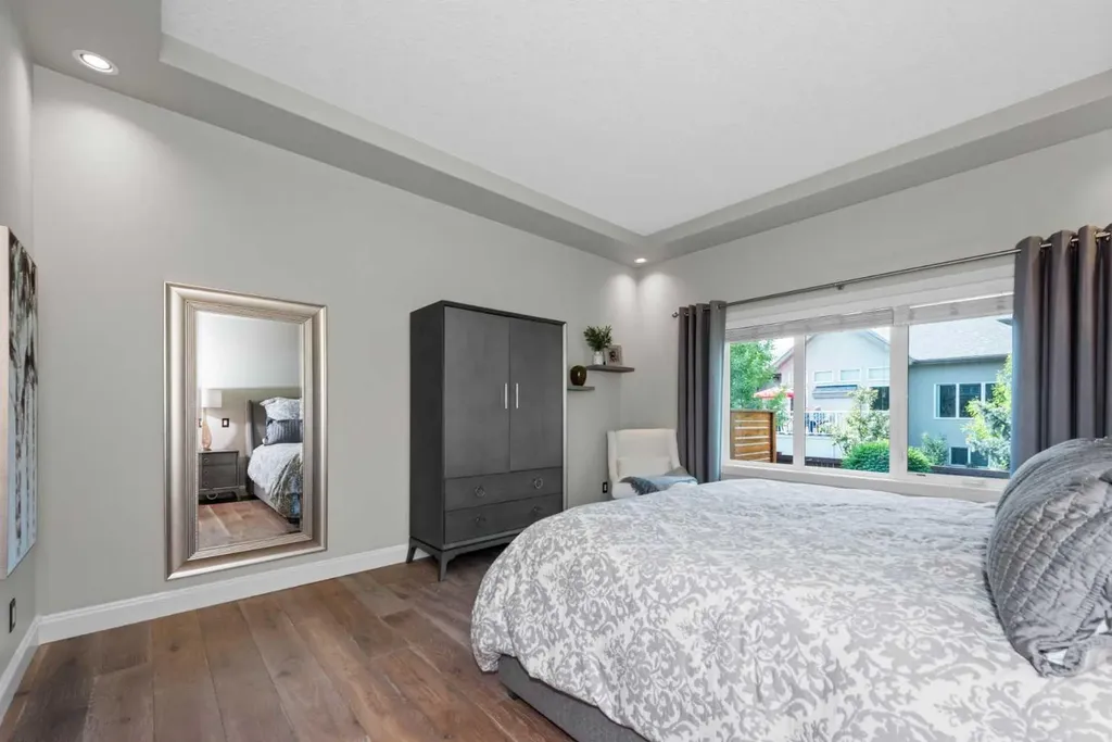 120 Elgin Estates View SE Calgary AB T2Z 0N7