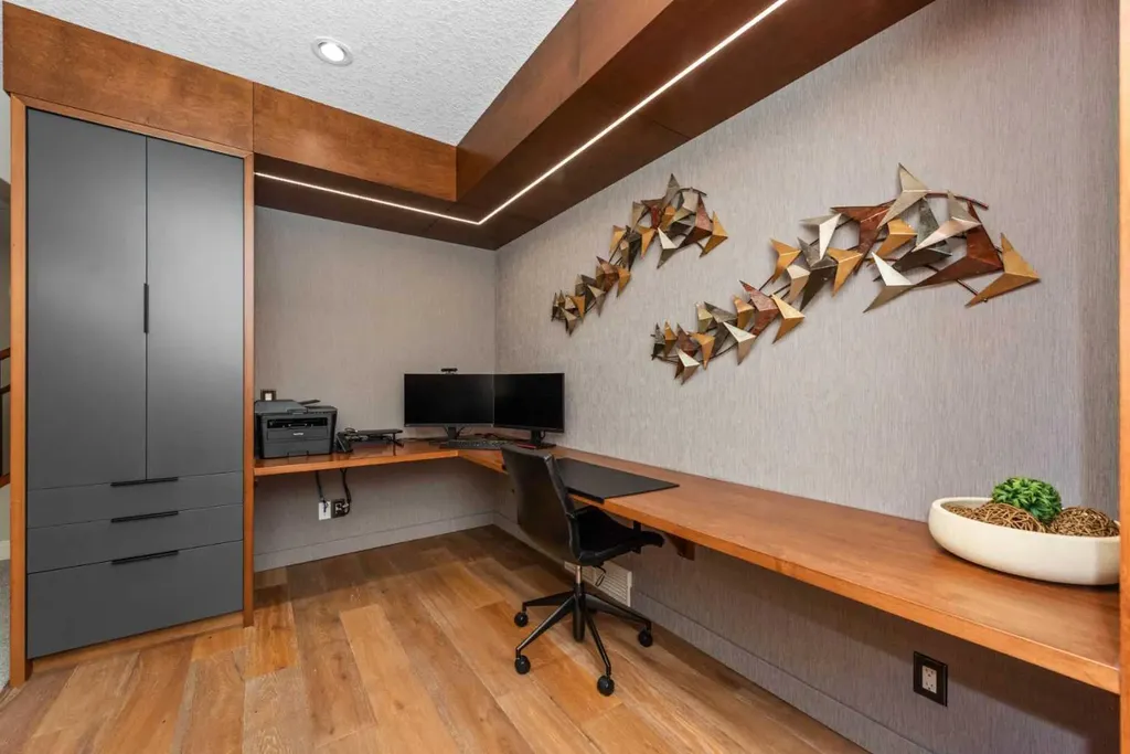 120 Elgin Estates View SE Calgary AB T2Z 0N7
