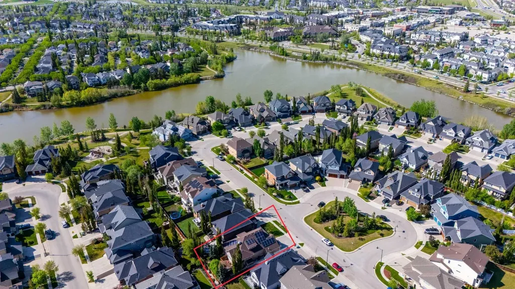 120 Elgin Estates View SE Calgary AB T2Z 0N7