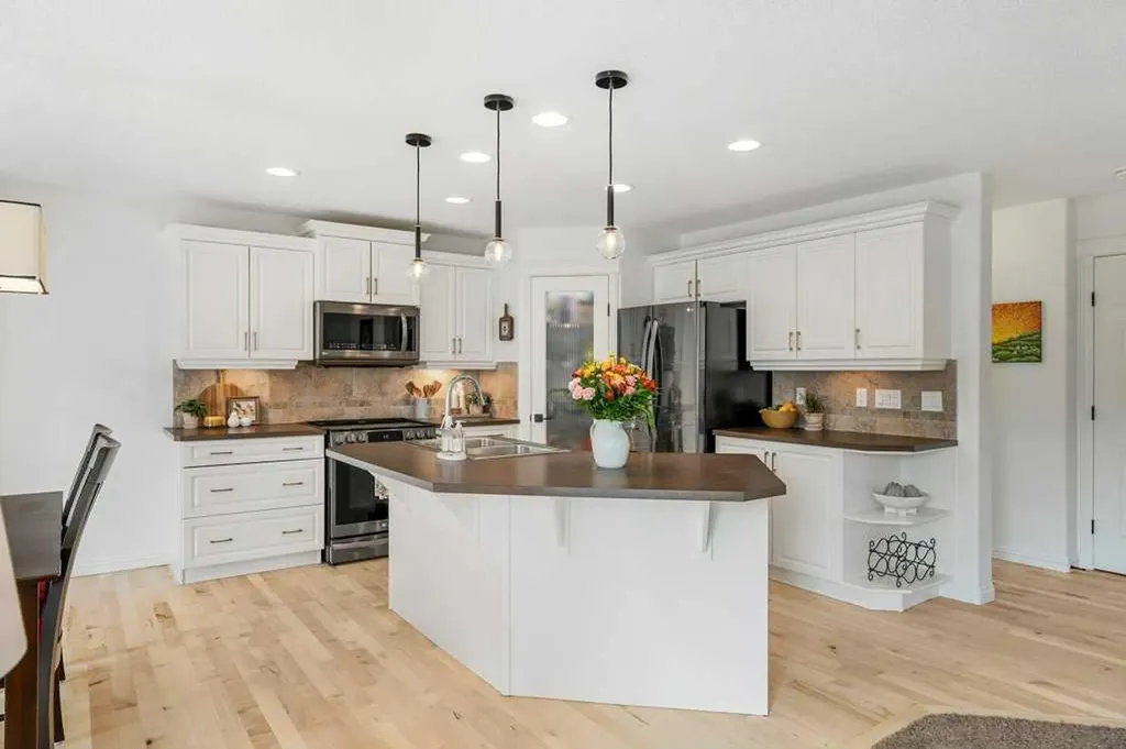 262 Autumn Circle SE Calgary AB T3M 0J8