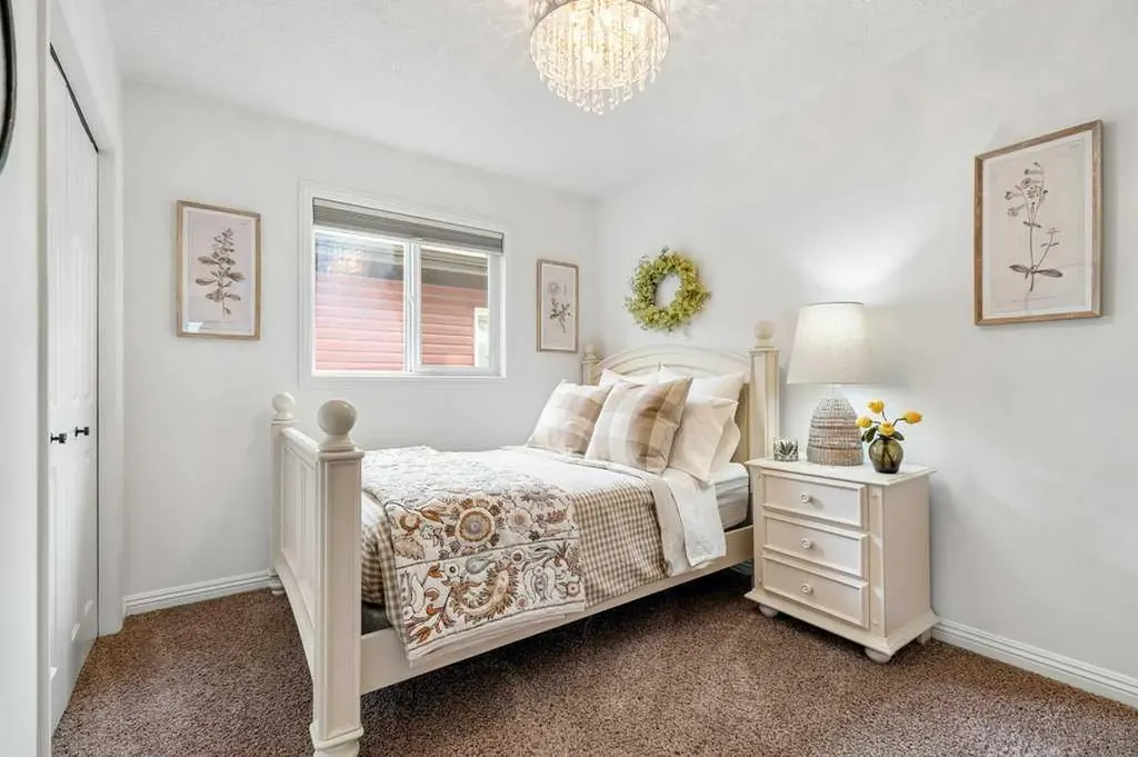 262 Autumn Circle SE Calgary AB T3M 0J8