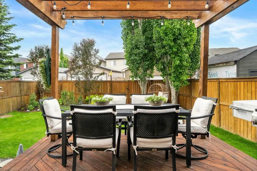 262 Autumn Circle SE Calgary AB T3M 0J8
