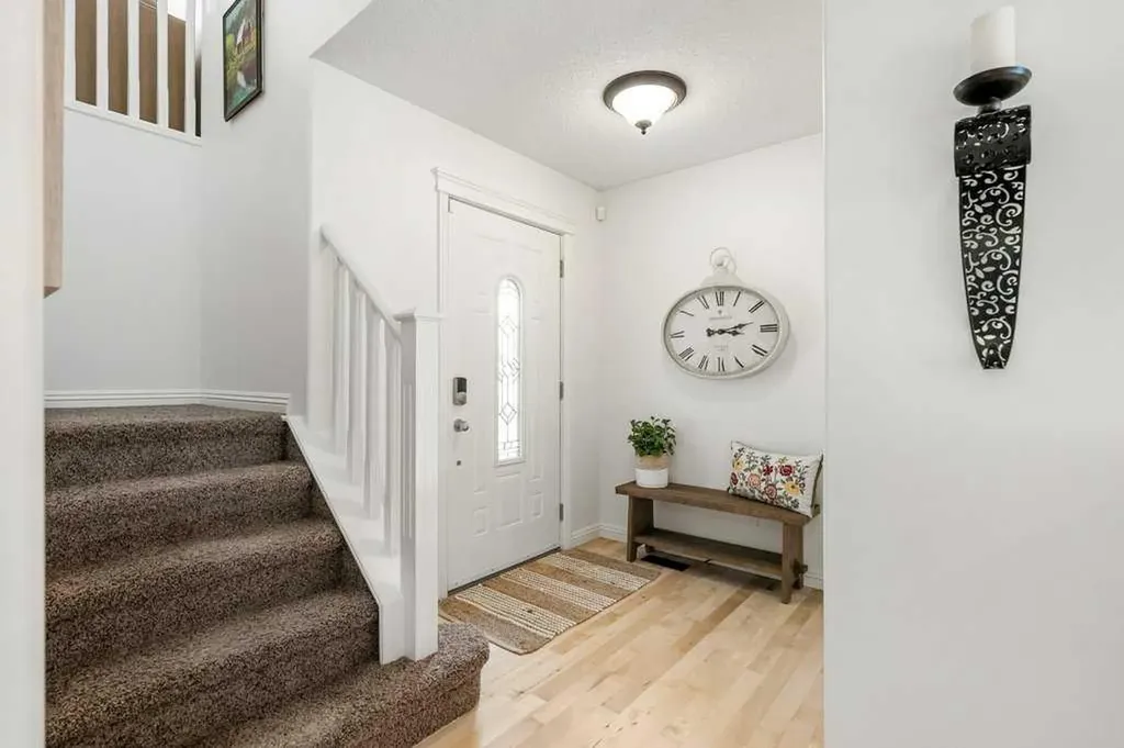 262 Autumn Circle SE Calgary AB T3M 0J8