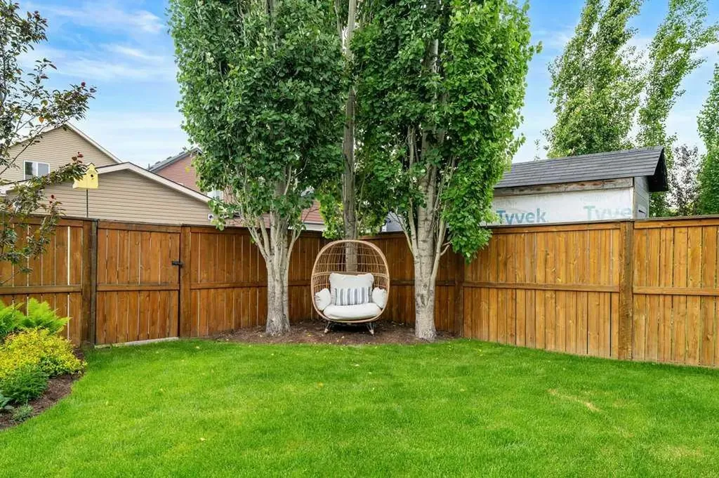 262 Autumn Circle SE Calgary AB T3M 0J8