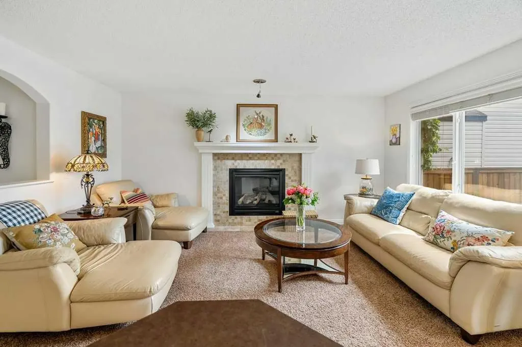 262 Autumn Circle SE Calgary AB T3M 0J8