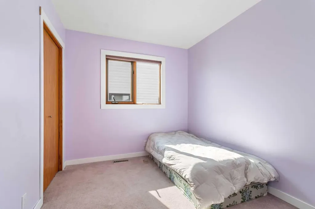 10 Kingston Drive Red Deer AB T4P 3P9