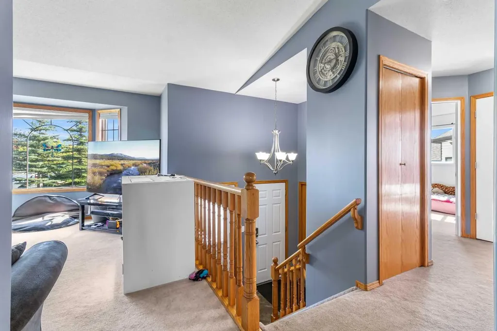 10 Kingston Drive Red Deer AB T4P 3P9