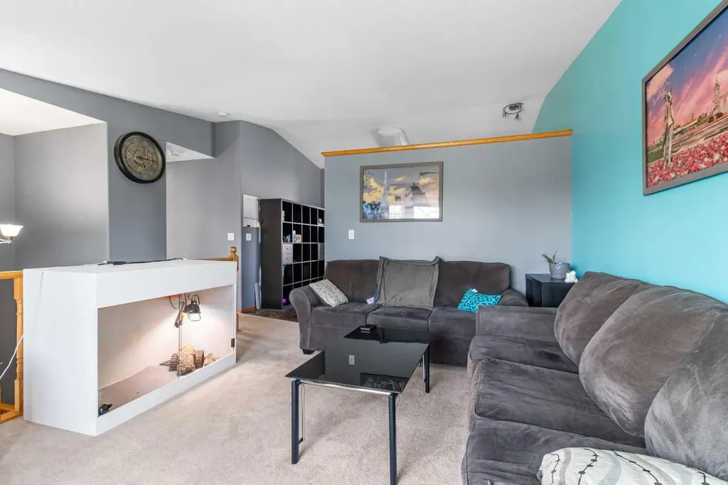 10 Kingston Drive Red Deer AB T4P 3P9