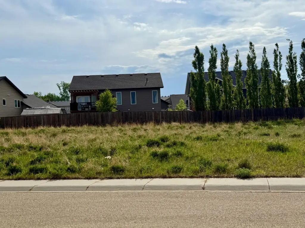 4009 42 Street Close Ponoka AB T4J 0A4