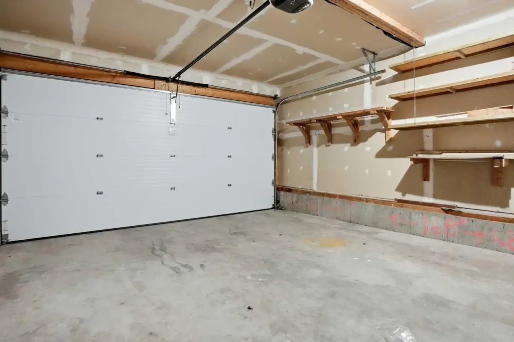 141 Shannon Square SW Calgary AB T2Y 4K3