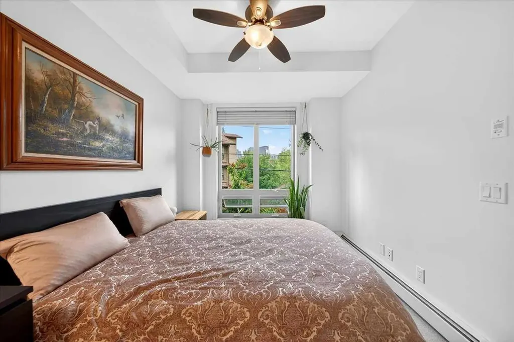 823 5 Avenue NW Calgary AB T2N0R5