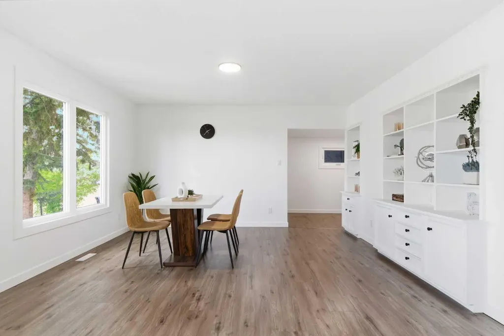 3615 1 Street NE Calgary AB T2E 3L8