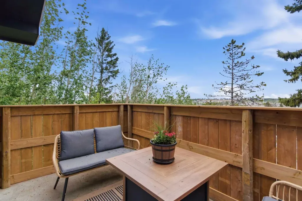 3615 1 Street NE Calgary AB T2E 3L8