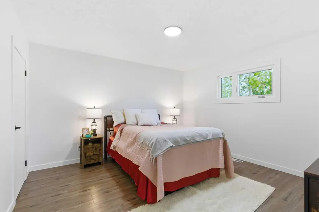 3615 1 Street NE Calgary AB T2E 3L8