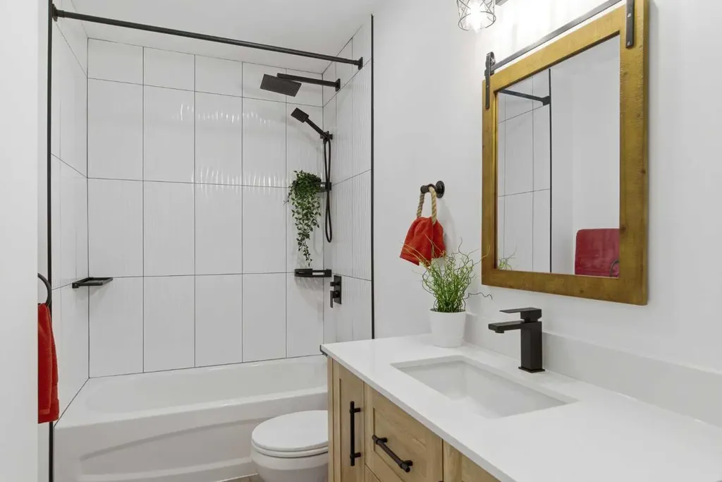3615 1 Street NE Calgary AB T2E 3L8