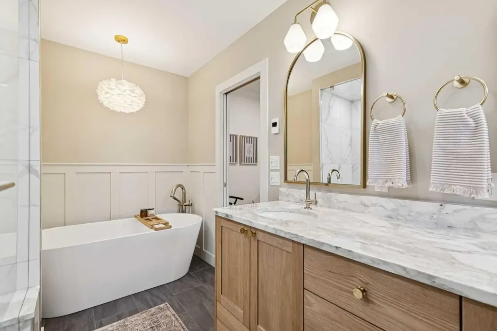 3202 1 Street SW Calgary AB T2S 1R1
