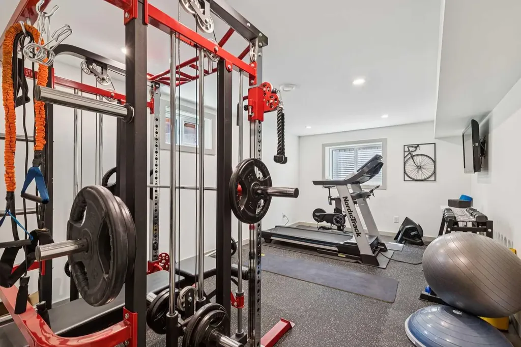 3202 1 Street SW Calgary AB T2S 1R1