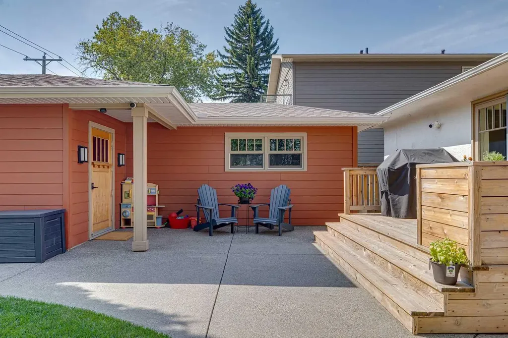 3202 1 Street SW Calgary AB T2S 1R1