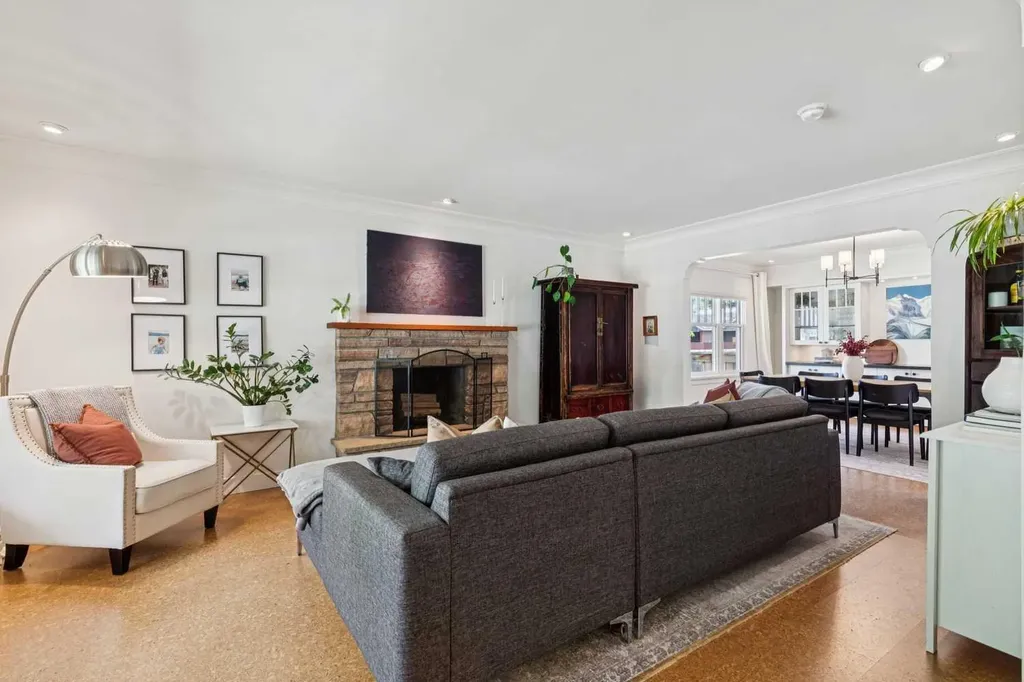 3202 1 Street SW Calgary AB T2S 1R1