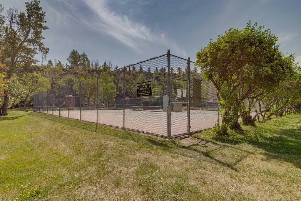 3202 1 Street SW Calgary AB T2S 1R1