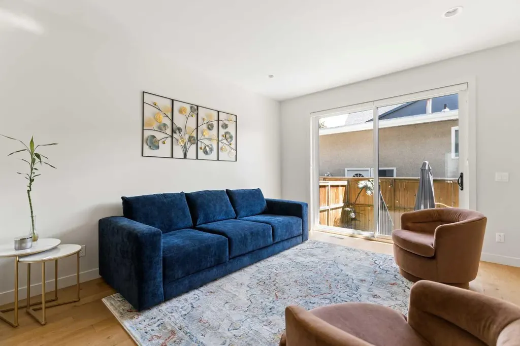 5406 21 Street SW Calgary AB T3E1L1