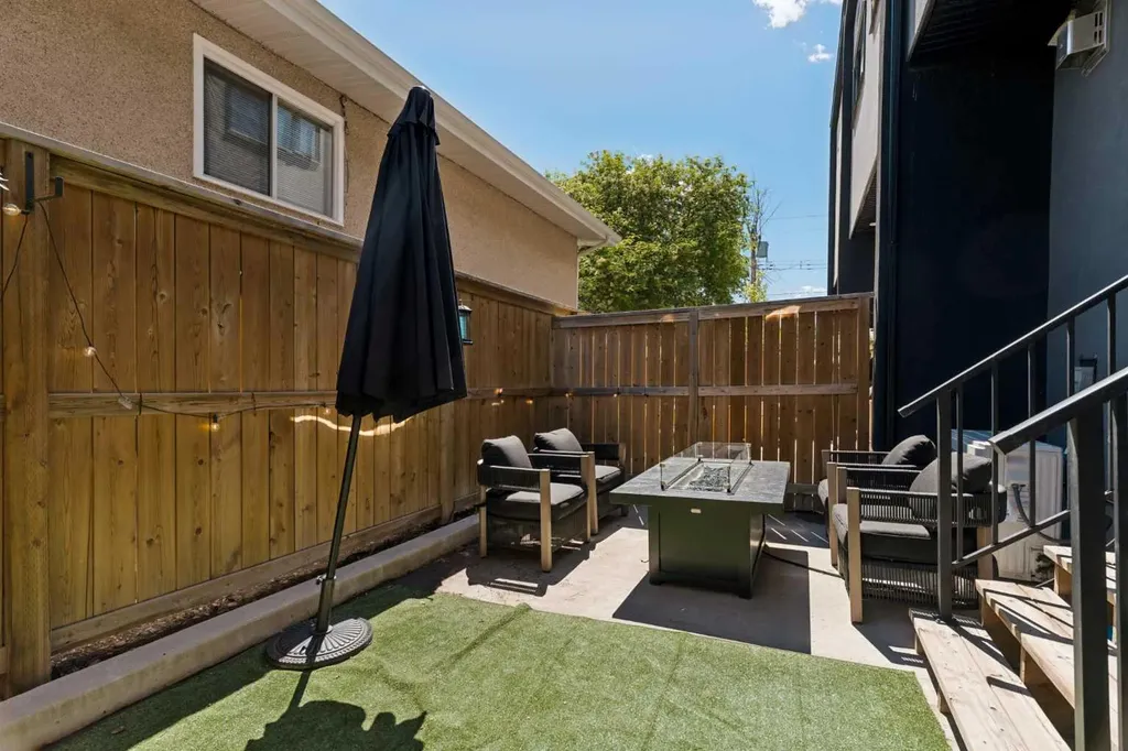 5406 21 Street SW Calgary AB T3E1L1